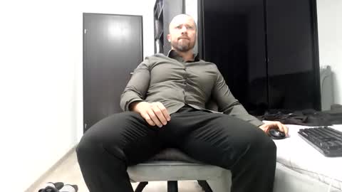 mr_shakur online show from 10/15/25, 06:41