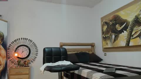 mr_stiven_ online show from 05/20/26, 03:02