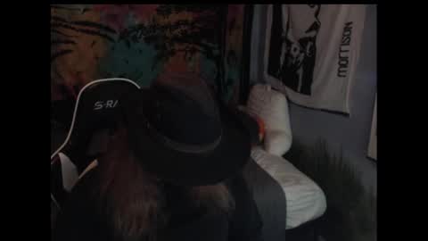 mr_strawberry online show from 10/07/25, 04:53