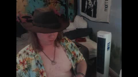 mr_strawberry online show from 04/27/26, 03:10