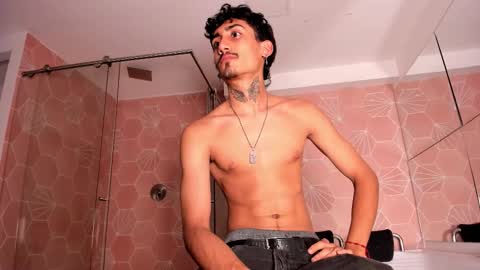 MR online show from 12/22/25, 07:22