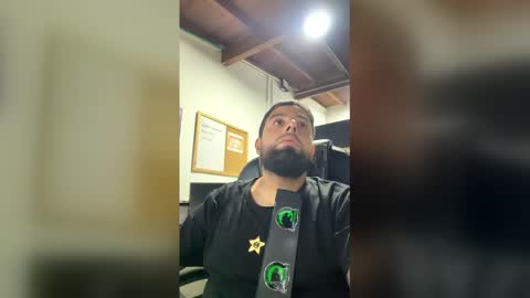 mr_weedman_420 online show from 04/17/26, 01:19