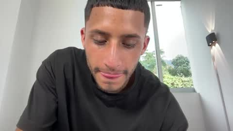 mrandmrsrivas online show from 12/22/25, 06:38