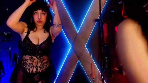 mranii_queen_bdsm_ online show from 11/20/25, 03:18