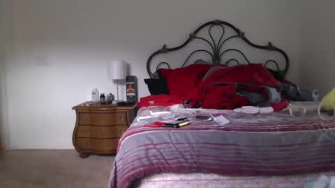 Snapshot of mrbigdthomas chatting on 10/03/25, 12:24 MrBigDThomas online show from 10/03/25, 12:24