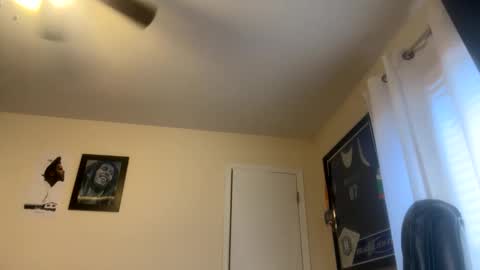 mrcoolguy68 online show from 03/25/26, 05:19