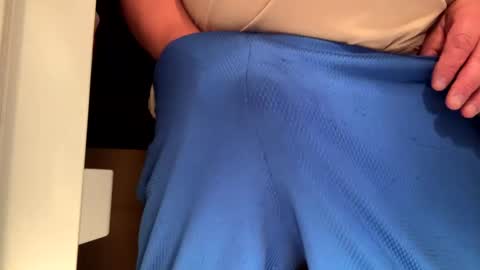 mreric_210 online show from 10/05/25, 06:23