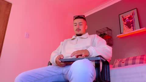 Mr Fox online show from 02/14/26, 07:32