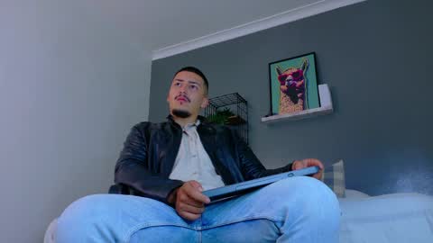 Mr Fox online show from 04/01/26, 11:44