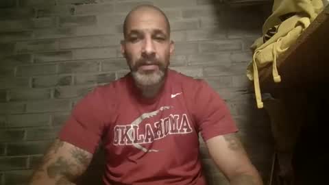 Snapshot of mrfuckyourite chatting on 12/20/25, 05:58 mrfuckyourite online show from 12/20/25, 05:58