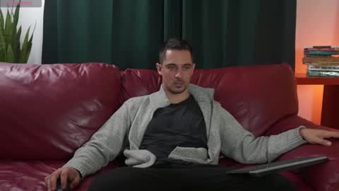 juan luis online show from 09/29/25, 05:18