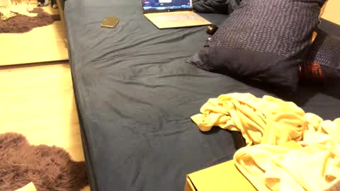 Nikola online show from 02/11/25, 04:35