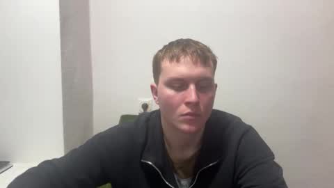 Snapshot of mrheat_ chatting on 02/10/26, 06:56 Max online show from 02/10/26, 06:56