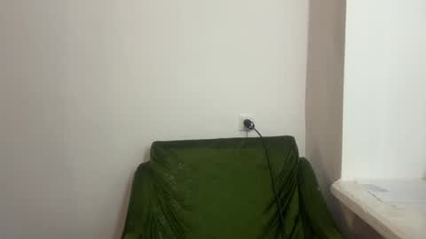 Snapshot of mrheat_ chatting on 02/13/26, 08:38 Max online show from 02/13/26, 08:38