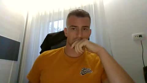 Snapshot of mrhornyy12113 chatting on 10/01/25, 04:13 mrhornyy12113 online show from 10/01/25, 04:13