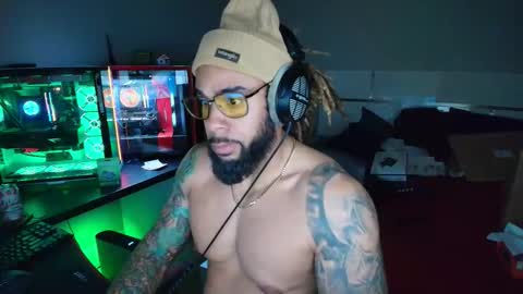 Snapshot of mrjacksonsplayroom chatting on 02/14/26, 03:14 X TeamTJackson tnacamgirls online show from 02/14/26, 03:14