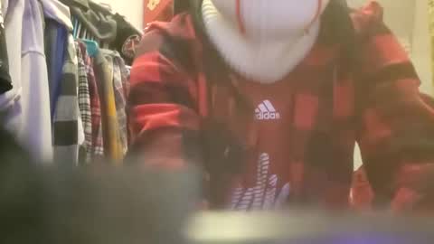 Snapshot of mrmagillacutty chatting on 12/09/24, 03:00 Jacob Matthew online show from 12/09/24, 03:00