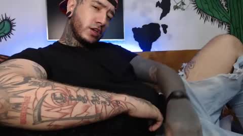 Snapshot of mrmanny__ chatting on 02/07/25, 03:01 mrmanny__ online show from 02/07/25, 03:01