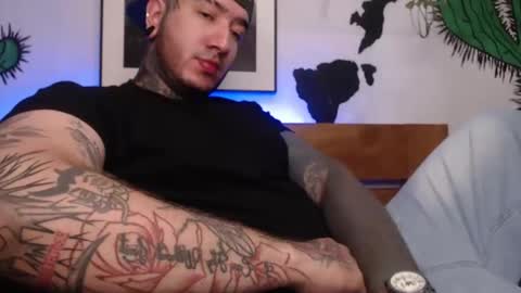 Snapshot of mrmanny__ chatting on 10/27/25, 01:09 mrmanny__ online show from 10/27/25, 01:09