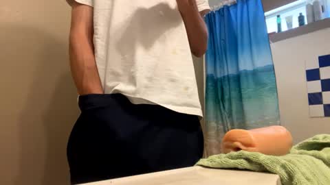 Snapshot of mrmeltyourheart chatting on 10/05/25, 10:40 James online show from 10/05/25, 10:40