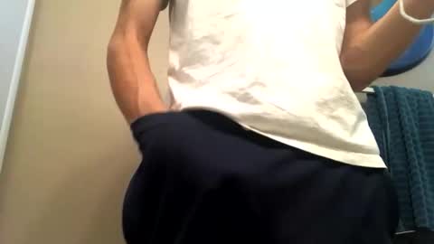 Snapshot of mrmeltyourheart chatting on 11/02/25, 10:12 James online show from 11/02/25, 10:12