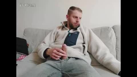 Snapshot of mrnobody6209 chatting on 03/06/25, 11:58 mrnobody6209 online show from 03/06/25, 11:58