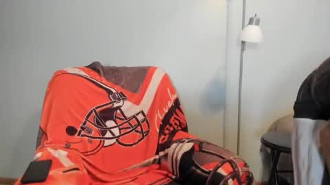 Snapshot of mromg007 chatting on 02/05/26, 03:22 mromg007 online show from 02/05/26, 03:22