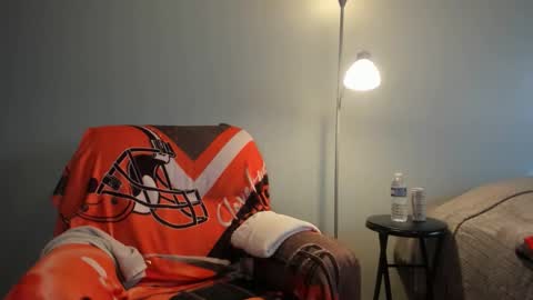 Snapshot of mromg007 chatting on 02/16/26, 08:27 mromg007 online show from 02/16/26, 08:27