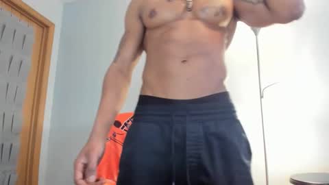 Snapshot of mromg007 chatting on 02/25/26, 07:56 mromg007 online show from 02/25/26, 07:56