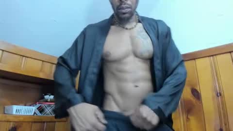 mromg007 online show from 05/19/26, 01:56