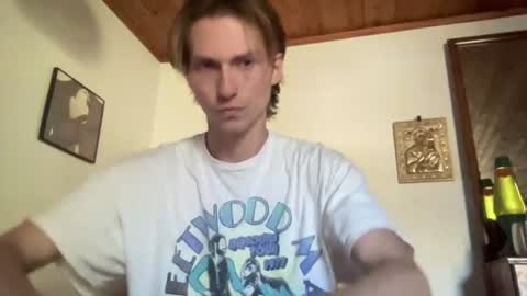 Snapshot of mrpleasantgreen chatting on 07/29/26, 06:50 mrpleasantgreen online show from 07/29/26, 06:50