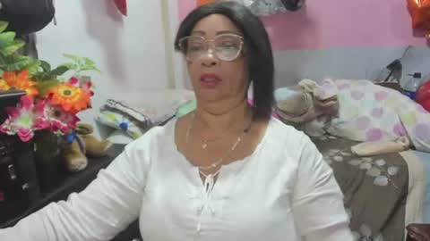 Snapshot of mrs_mommy chatting on 07/12/26, 08:55 mrs_mommy online show from 07/12/26, 08:55