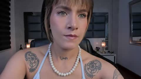 Regina online show from 06/19/26, 03:55