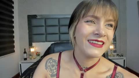Regina online show from 06/26/26, 04:17
