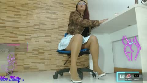 Snapshot of mrskatty chatting on 11/22/25, 11:42 Tell me Katty online show from 11/22/25, 11:42