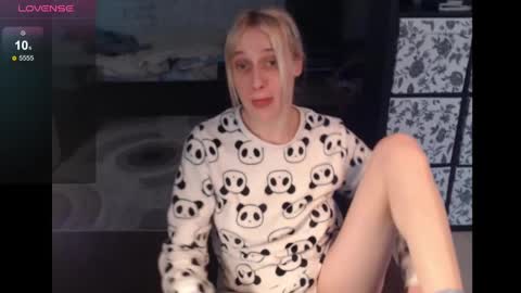 Sasha online show from 12/12/24, 08:14