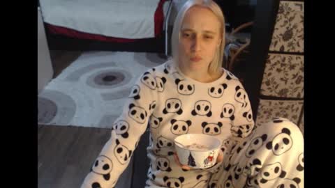 Sasha online show from 10/01/25, 05:41