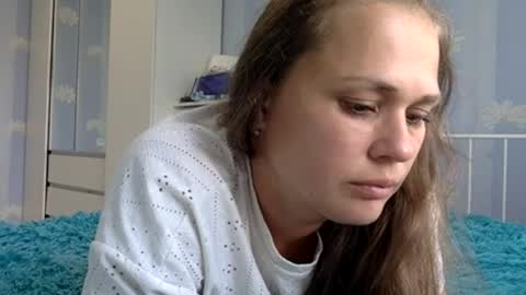 Kiti or Katia online show from 06/17/26, 06:27