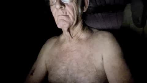 Snapshot of mrsubman chatting on 02/11/26, 08:52 Chuck online show from 02/11/26, 08:52