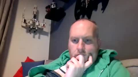 Snapshot of mrzwolle chatting on 12/03/24, 12:02 mrzwolle online show from 12/03/24, 12:02