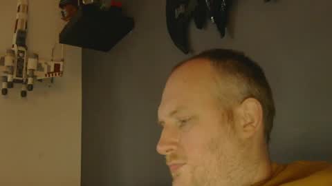 Snapshot of mrzwolle chatting on 01/05/25, 02:30 mrzwolle online show from 01/05/25, 02:30