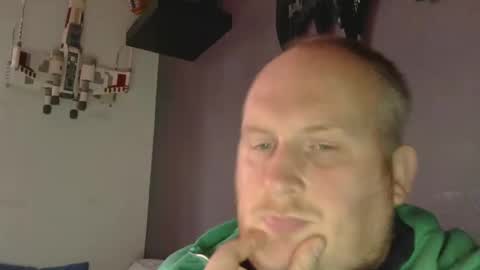 Snapshot of mrzwolle chatting on 01/07/25, 03:33 mrzwolle online show from 01/07/25, 03:33