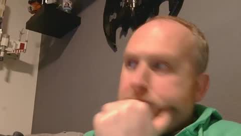 Snapshot of mrzwolle chatting on 01/16/25, 04:50 mrzwolle online show from 01/16/25, 04:50