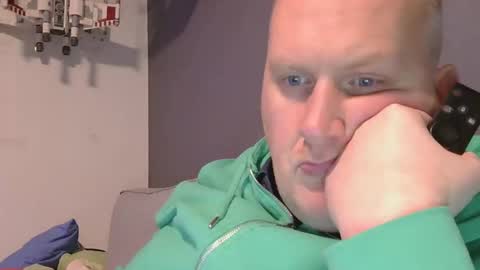 Snapshot of mrzwolle chatting on 01/22/25, 03:40 mrzwolle online show from 01/22/25, 03:40