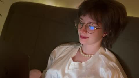 Snapshot of ms_christiana chatting on 06/30/26, 11:39 ms_christiana online show from 06/30/26, 11:39