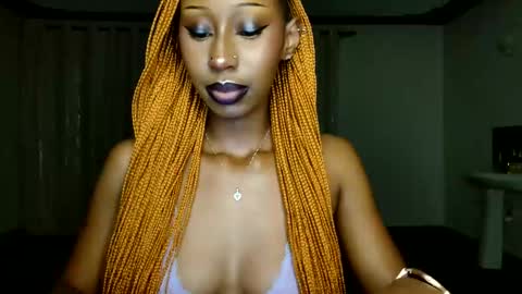 ms_crystal online show from 03/18/26, 07:06