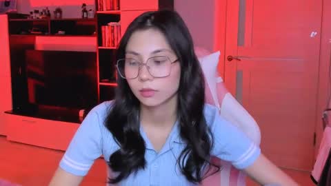 ms_emily_ online show from 03/31/26, 12:38