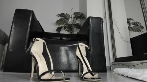 Goddess. Miss. Lady.  Queen. Madam Milady online show from 02/25/25, 04:00