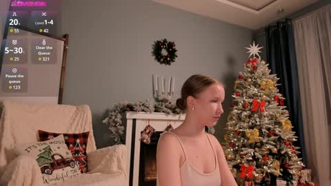 Eva 3 online show from 12/13/24, 07:53