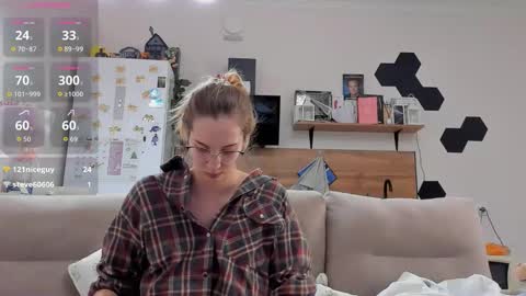 Ms ForYOU online show from 12/20/25, 03:19